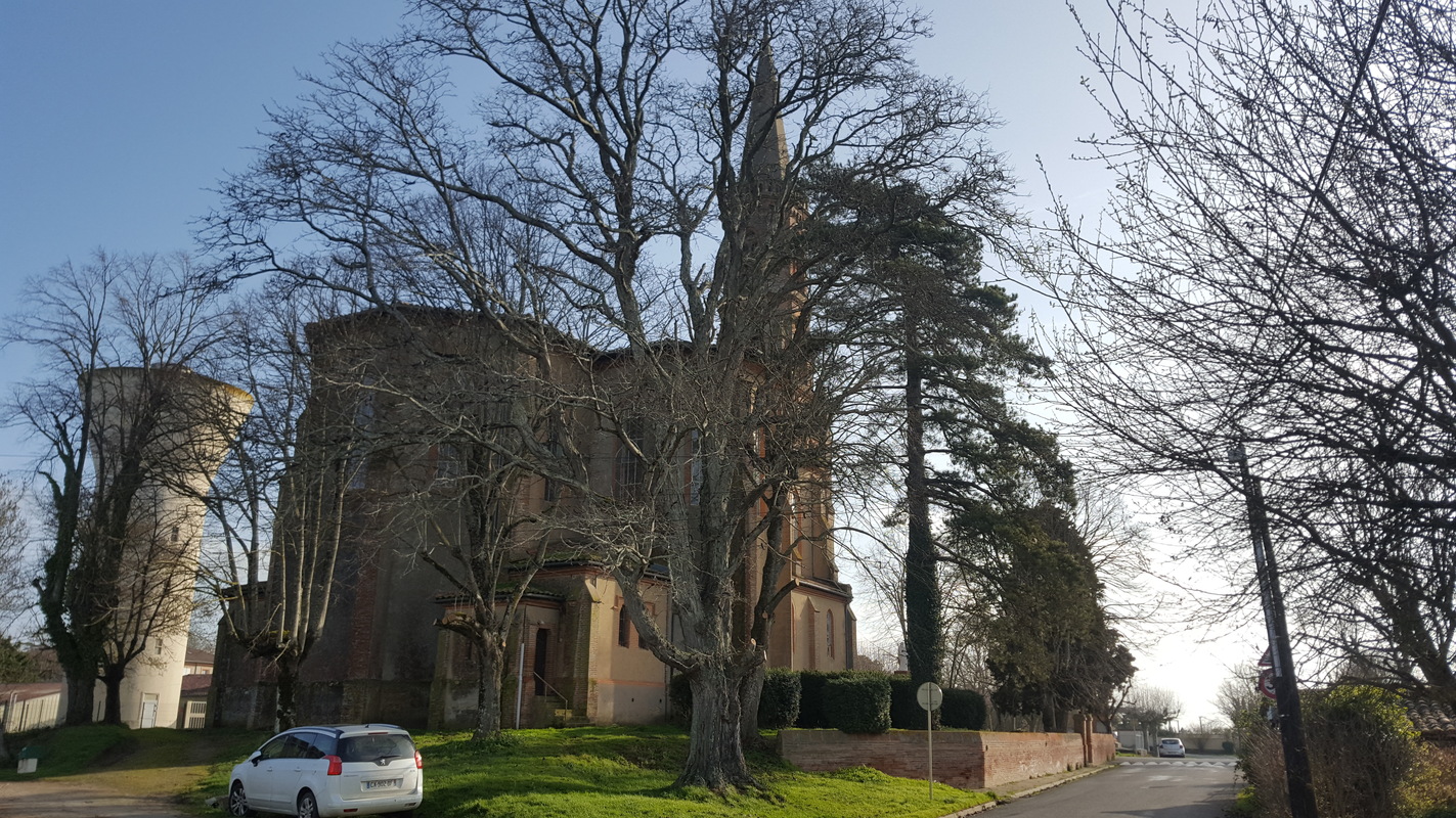 avant sur le côté sacristie