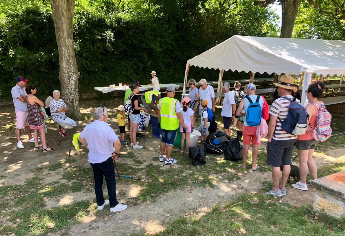 pesage des déchets récoltés